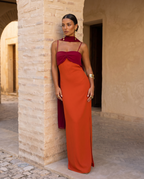 Zahara | Vestido en Naranja con Escote en Rojo