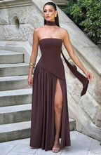 Valeria™ | Vestido Largo Elegante con Escote Strapless y Abertura Lateral